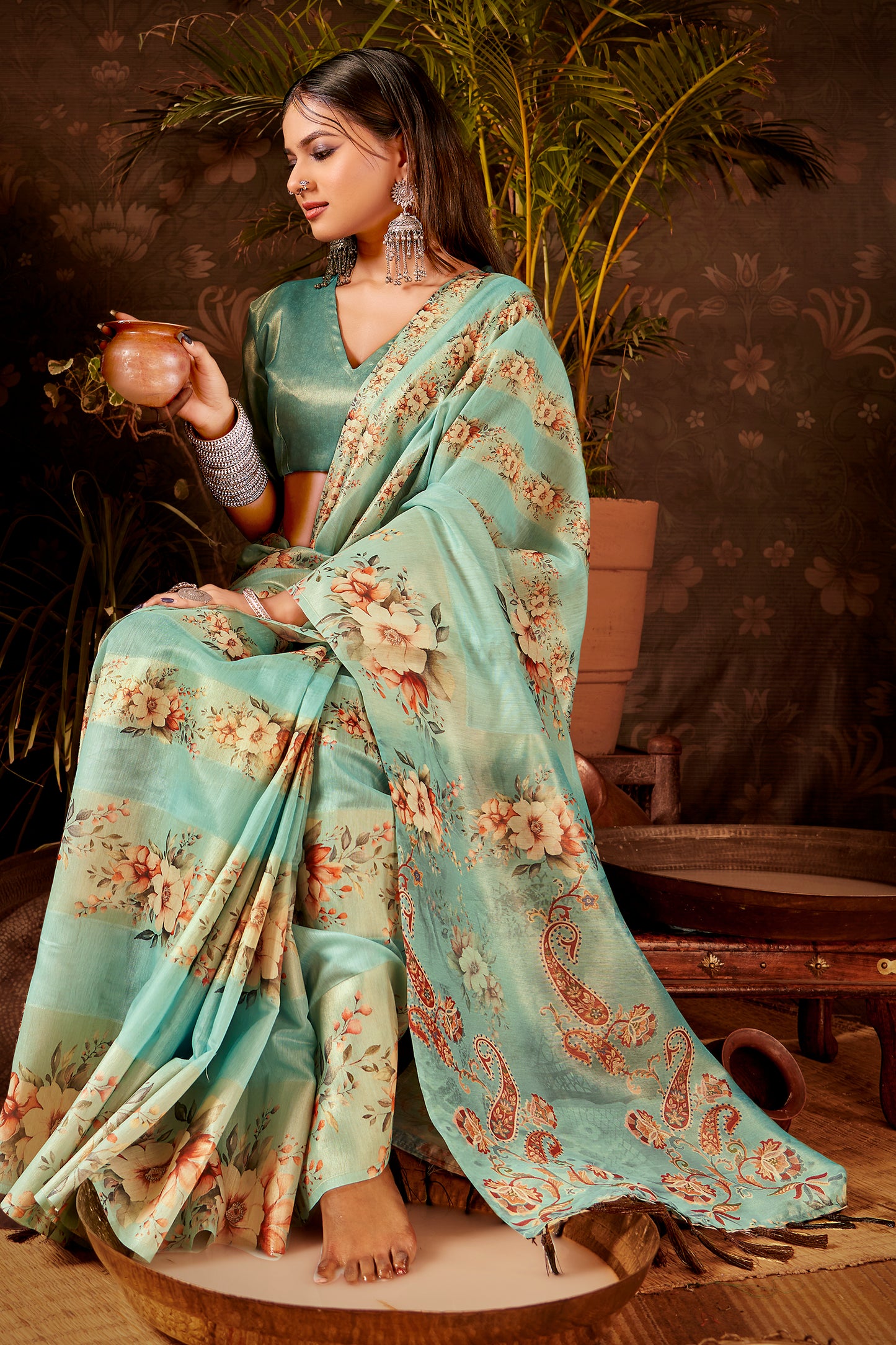 Brezza Jacquard Saree – Intricate Patterns with Rich Texture for a Sophisticated Look (8 Colours Available).