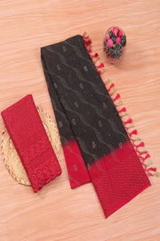 Samarthya Black Red Saree with Padding Concept