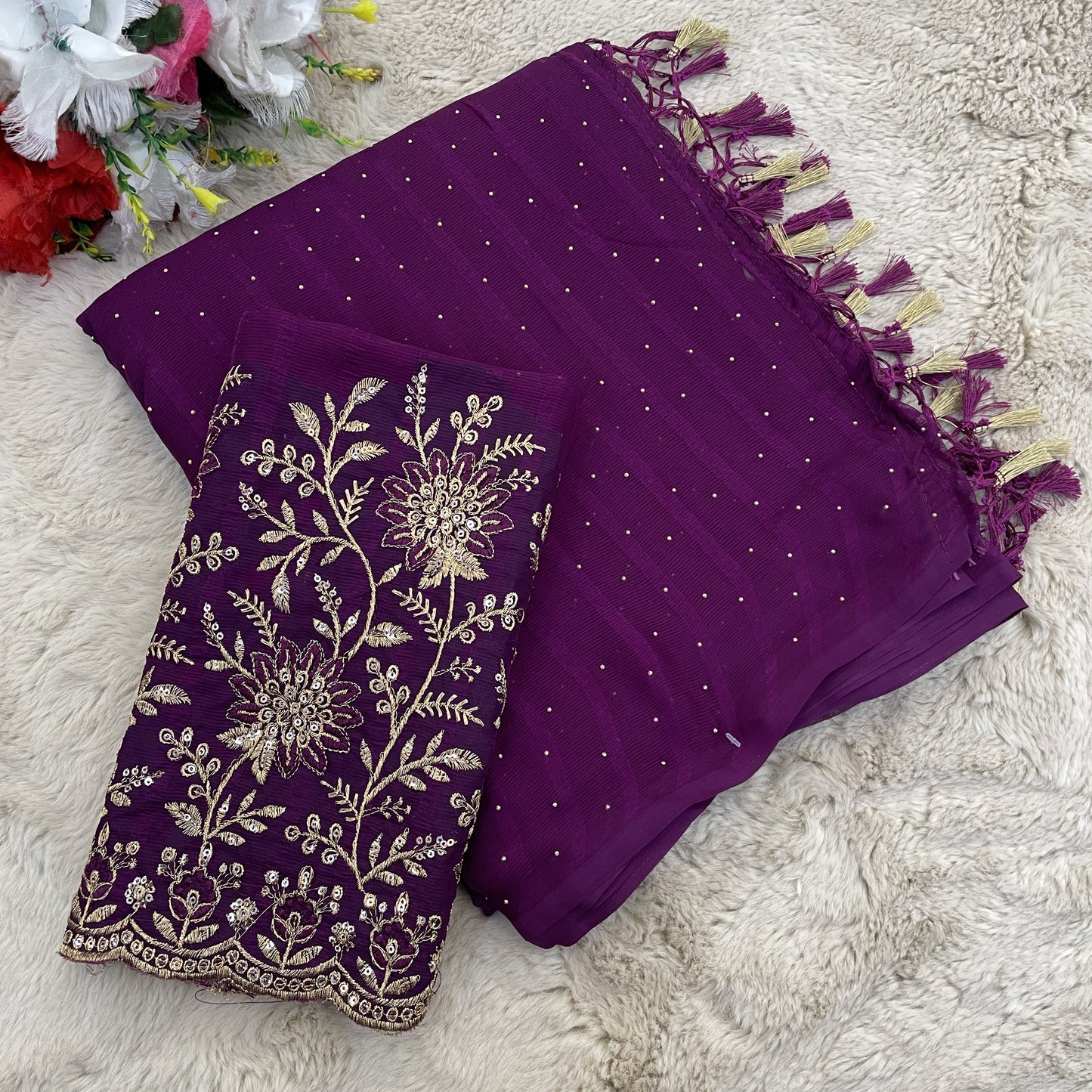 Rimzhim Game Master Saree: Crafted for Perfection.