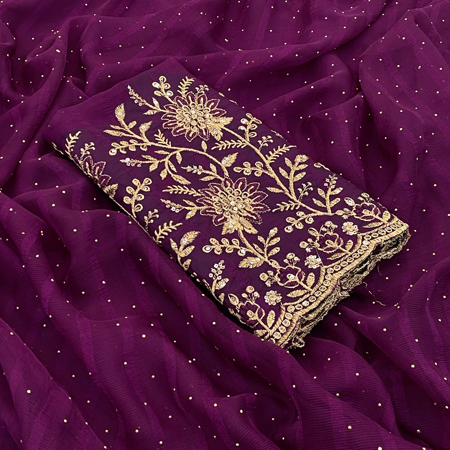 Rimzhim Game Master Saree: Crafted for Perfection.