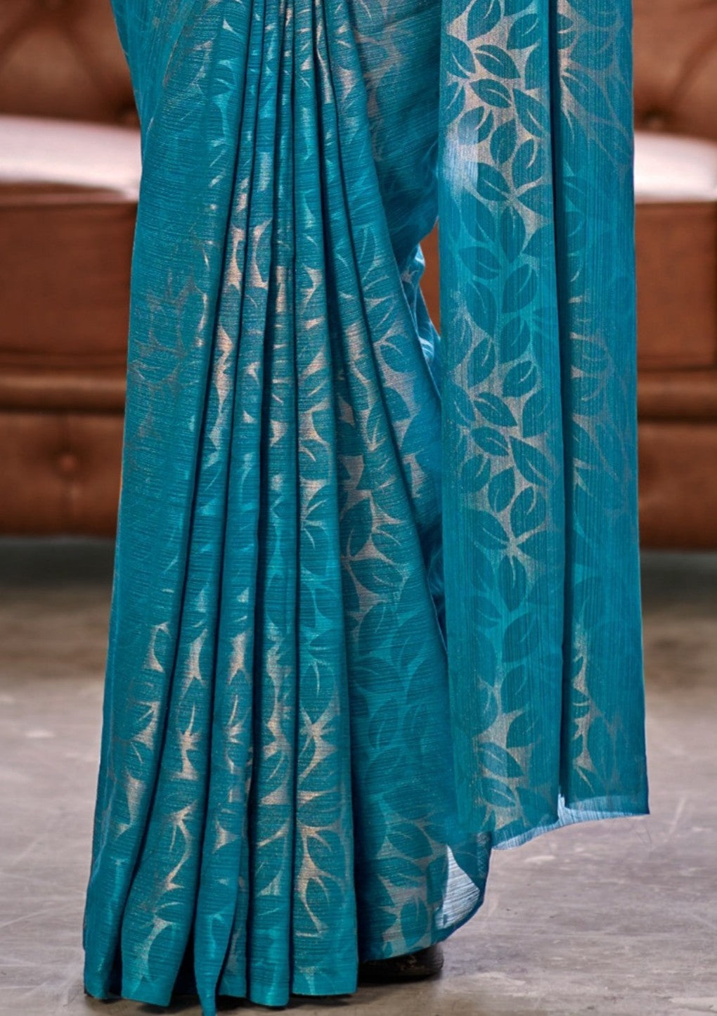 Decent Multicolour Georgette Saree with Leaf Print (8 Colours Available).