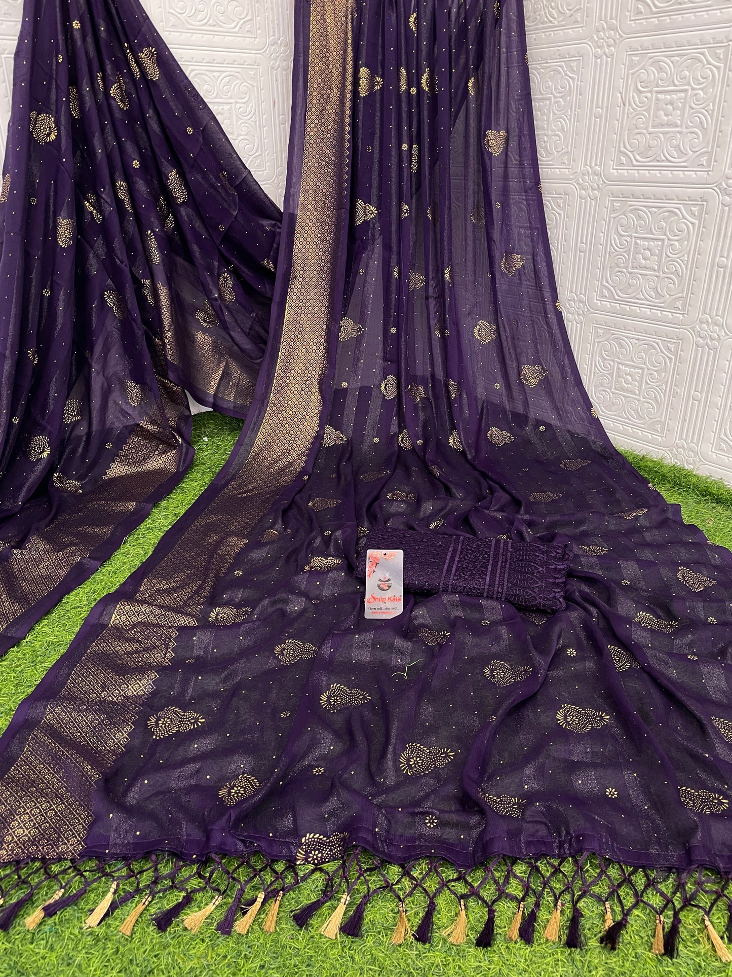 Shubhnamastu Multicolor Jari Patta Saree with Elegant Design (8 Colours Available).